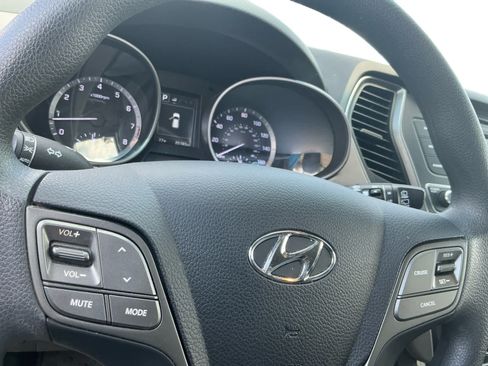 Used 2017 Hyundai Santa Fe Sport w/ Cargo Package FWD image 20
