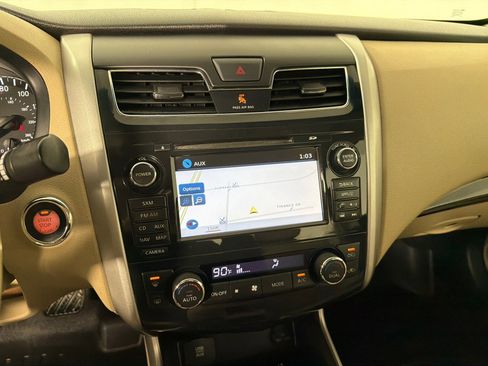 Used 2015 Nissan Altima 2.5 SL w/ Technology Package image 14