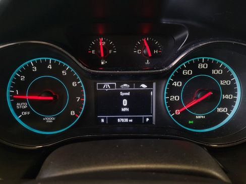 Used 2018 Chevrolet Cruze LT FWD image 23