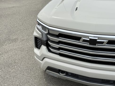 New 2026 Chevrolet Silverado 1500 High Country w/ Technology Package image 43