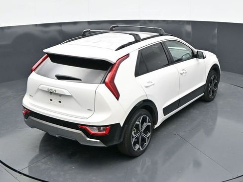 Used 2023 Kia Niro EX Touring FWD image 33