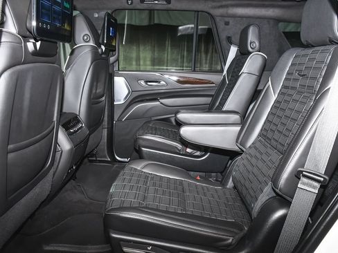 Used 2023 Cadillac Escalade Premium Luxury Platinum AWD/4WD image 50