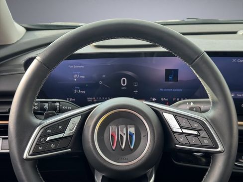 Used 2024 Buick Envision Avenir image 16