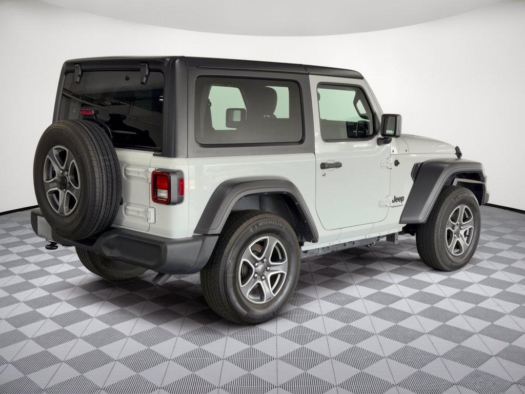Used 2022 Jeep Wrangler Sport AWD/4WD image 9