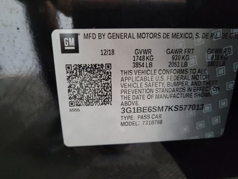 Used 2019 Chevrolet Cruze LT w/ RS Package FWD image 33