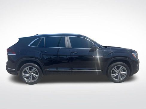 Used 2024 Volkswagen Atlas Cross Sport SEL R-Line AWD/4WD image 9