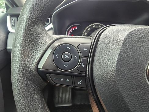 Used 2023 Toyota RAV4 LE AWD/4WD image 20