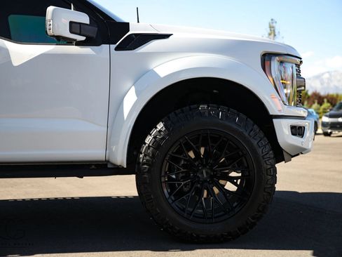 Used 2022 Ford F150 Raptor w/ Equipment Group 801A High AWD/4WD image 16