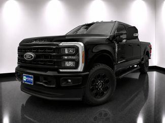 Used 2023 Ford F250 Lariat w/ Black Appearance Package AWD/4WD video 1