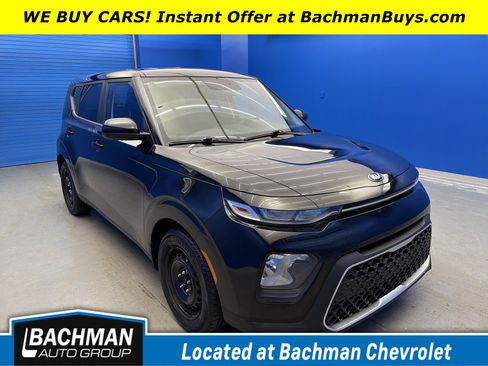 Used 2020 Kia Soul LX image 1