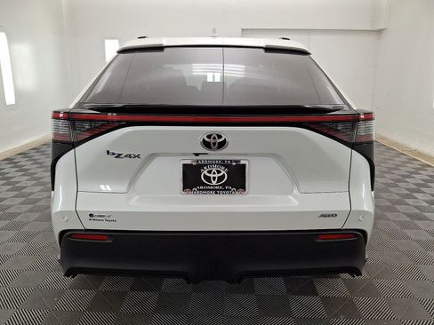 Certified 2025 Toyota bZ4X AWD w/ Weather Package image 15