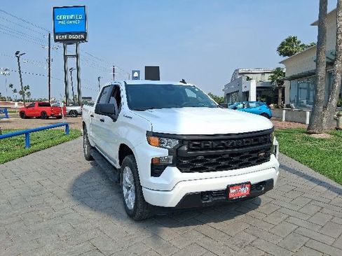 Used 2024 Chevrolet Silverado 1500 Custom RWD image 1