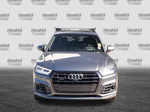 Used 2020 Audi Q5 2.0T Titanium Prestige w/ Prestige Package AWD/4WD image 3
