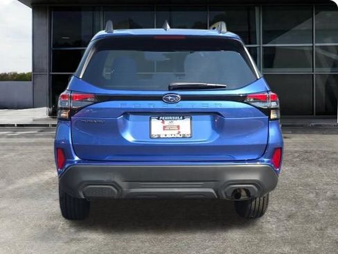 Used 2026 Subaru Forester Premium AWD/4WD image 8