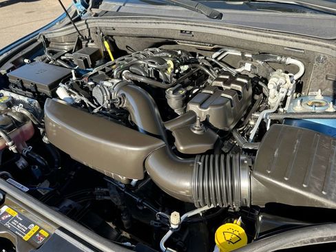 Used 2025 Dodge Durango GT w/ Blacktop Package AWD/4WD image 25