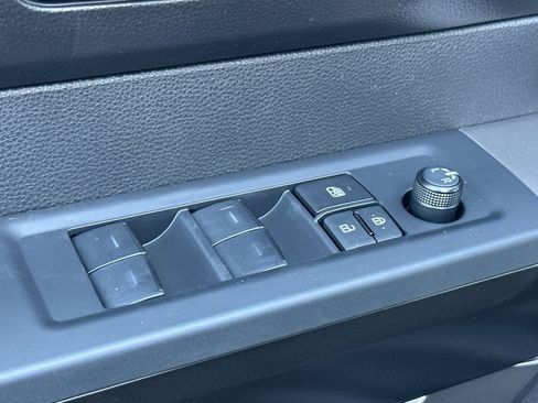 New 2026 Toyota Tundra SR5 image 12