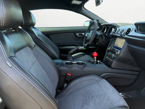 Used 2020 Ford Mustang Shelby GT350 w/ Technology Package RWD image 15