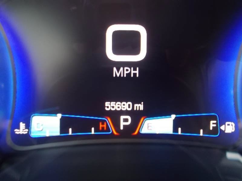 Used 2015 Chrysler 300 Limited RWD image 33