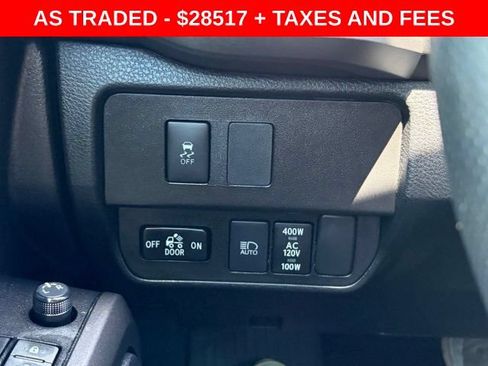 Used 2021 Toyota Tacoma TRD Off-Road AWD/4WD image 19