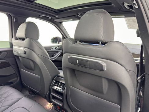 Used 2024 BMW X5 sDrive40i w/ Premium Package image 44