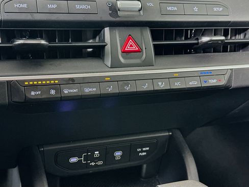 Used 2025 Kia K4 LXS image 23