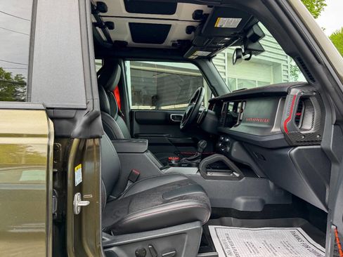 Used 2025 Ford Bronco Raptor AWD/4WD image 18