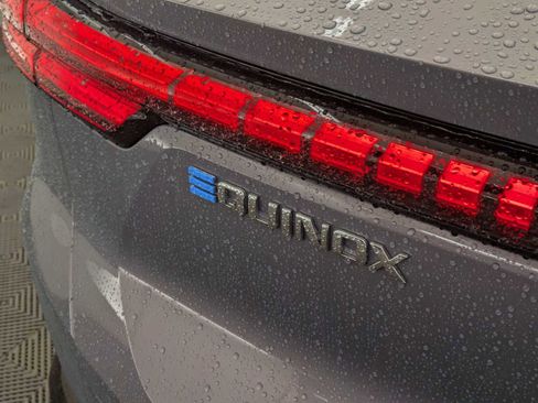 New 2026 Chevrolet Equinox EV LT image 12