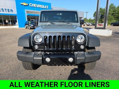 Used 2015 Jeep Wrangler Unlimited Sport w/ Dual Top Group AWD/4WD image 3