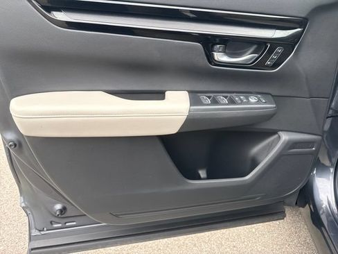 Used 2024 Honda CR-V EX-L image 9