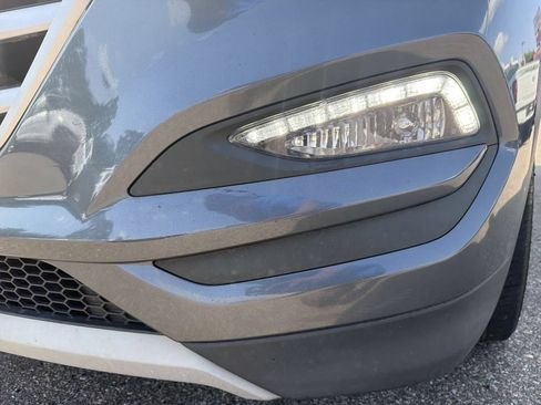 Used 2018 Hyundai Tucson Value AWD/4WD image 12