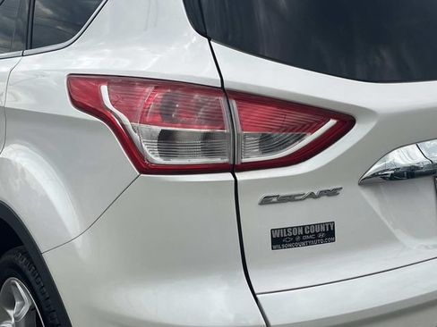 Used 2016 Ford Escape Titanium w/ Equipment Group 301A FWD image 10