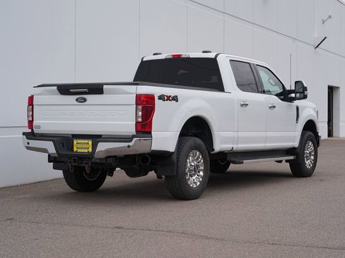 Used 2022 Ford F350 XLT w/ XLT Premium Package AWD/4WD image 3