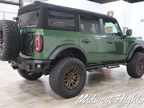 Used 2024 Ford Bronco Badlands AWD/4WD image 9
