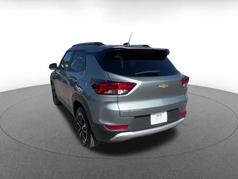 Used 2025 Chevrolet TrailBlazer LT image 11