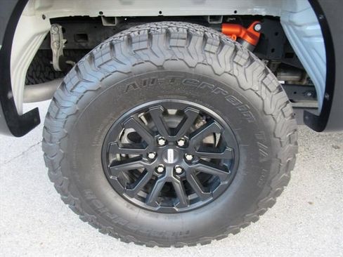 Used 2024 Ford F150 Raptor image 33