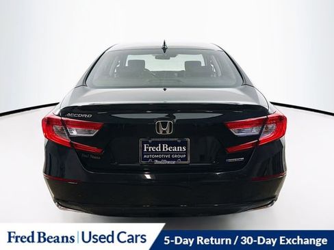 Used 2018 Honda Accord EX image 21