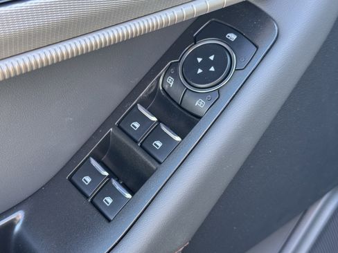 New 2026 Ford Explorer Active w/ Active Comfort Package image 5