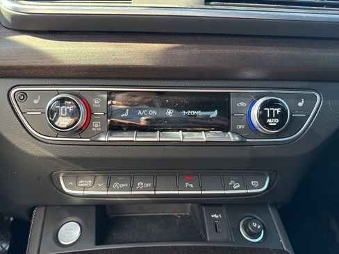 Used 2021 Audi Q5 Premium Plus w/ Premium Plus Package image 21