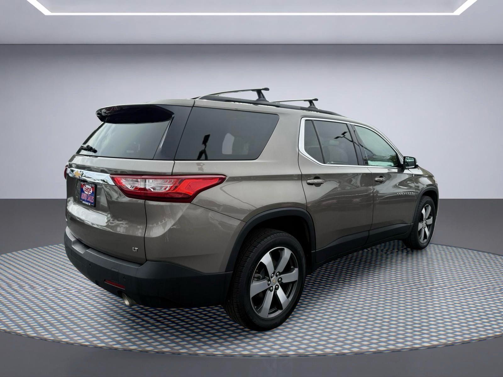 Used 2020 Chevrolet Traverse LT w/ LT Premium Package AWD/4WD image 10