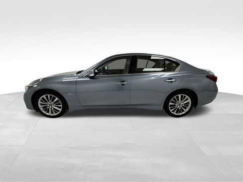 Used 2019 INFINITI Q50 Luxe w/ Essential Package (3.0T Luxe) image 4