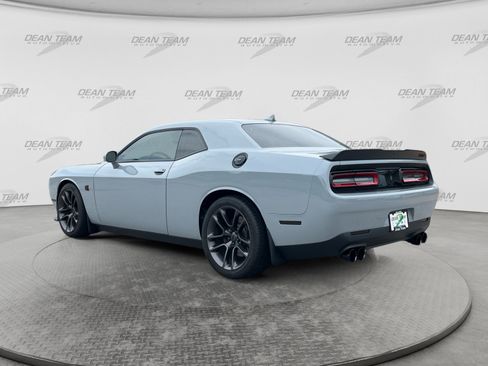 Used 2022 Dodge Challenger R/T Scat Pack w/ Plus Package RWD image 5