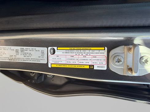 Used 2022 RAM 1500 Big Horn AWD/4WD image 29