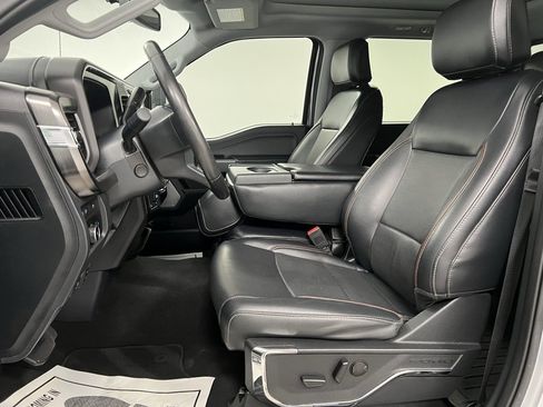 Used 2024 Ford F350 Lariat image 25