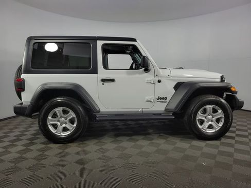 Used 2021 Jeep Wrangler Sport image 11