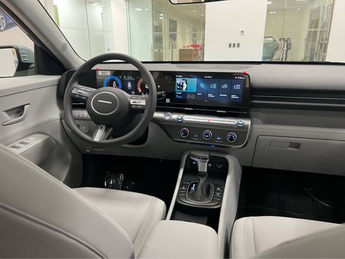 New 2026 Hyundai Kona SE image 17