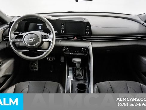 Used 2026 Hyundai Elantra Sport FWD image 17