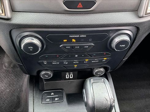 Used 2020 Ford Ranger XLT image 32