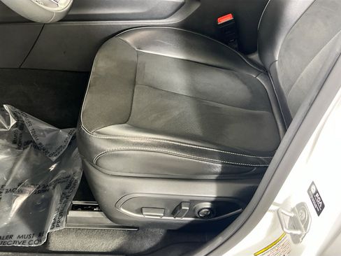 Used 2023 Jeep Grand Cherokee Altitude image 18