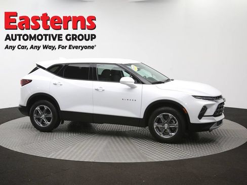 Used 2025 Chevrolet Blazer LT FWD image 47