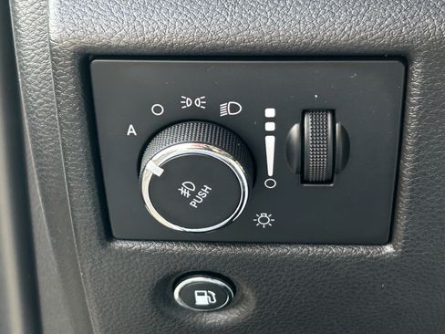 Used 2020 Jeep Grand Cherokee Trailhawk AWD/4WD image 24